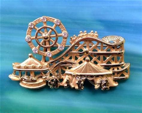 Ajc Carnivalfair Gold Tone Brooch Bling Of The Past Vintage Jewelry