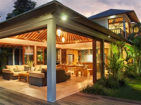 Harga yang tergolong murah juga menjadi incaran wisatawan untuk berkunjung ke ske. 10 villa keluarga di Bali yang cocok untuk liburan bersama ...