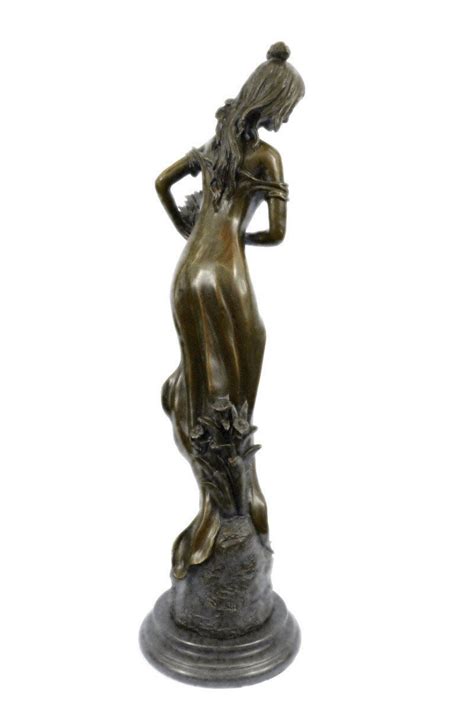 This Sculpture Is 100 Hot Cast Bronze Metal And Was Handmade By Artists Using The Ancient Lost