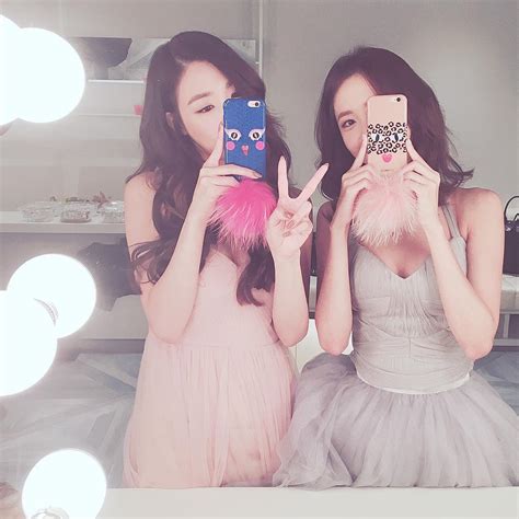 Snsd Tiffany And Her Cute And Fluffy Selfie With Yoona Wonderful Generation