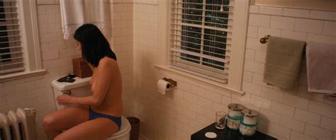 Sarah Silverman Shows Off Major Skin At I Smile Back Hot Sex Picture