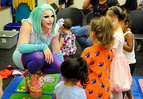 Transvestit Will Vor Kindern Lesen Nächster Wirbel Um Drag Queen Show