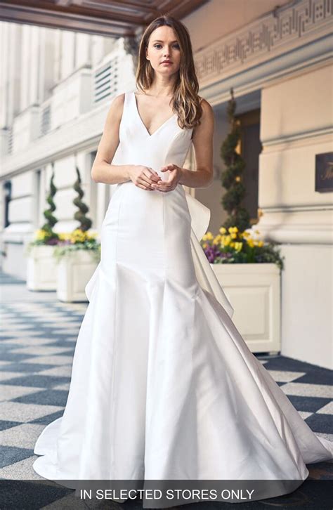 Monique Lhuillier 2017 Bliss Collection Preowned Wedding