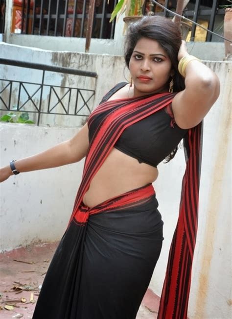 Posted by notbadnotgood007 at 1:15 am 17 comments. Actress Navel show Photos|Actress Saree Below Navel show ...