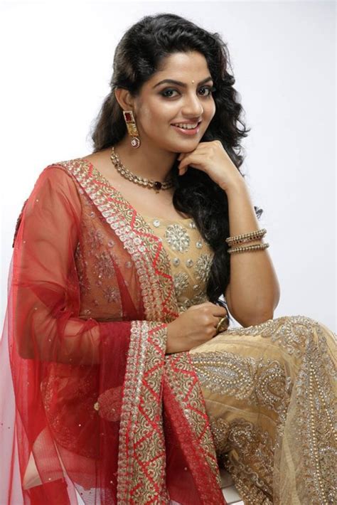 Vetrivel Actress Nikhila Vimal Latest Cute Hd Gallery Gethu Cinema