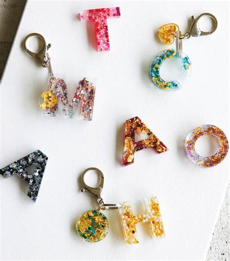 Learn Resin Art This Lockdown 10 Diy Cute Resin Stuff Iwmbuzz