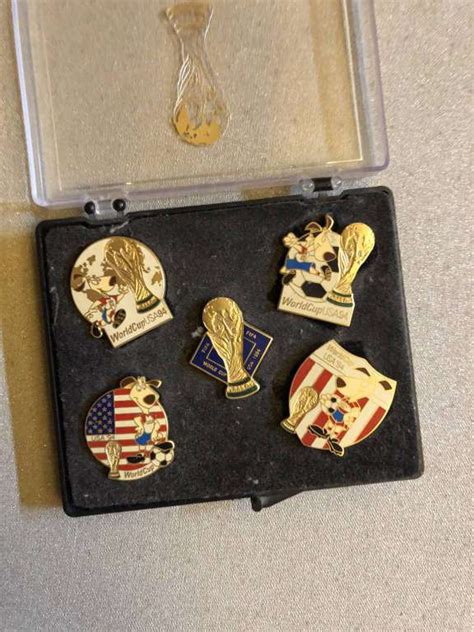 Coffret 5 Pins Coupe Du Monde 1994