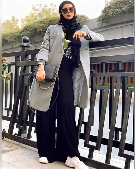 8 Inspirasi Ootd Hijab Dengan Blazer Yang Stylish Dan Kekinian