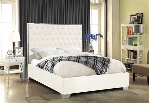 lexi upholstered bed  white velvet fabric meridian