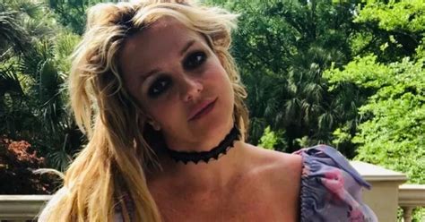 Britney Spears Shows Off Ripped Body In New Backyard Quarantine Photos