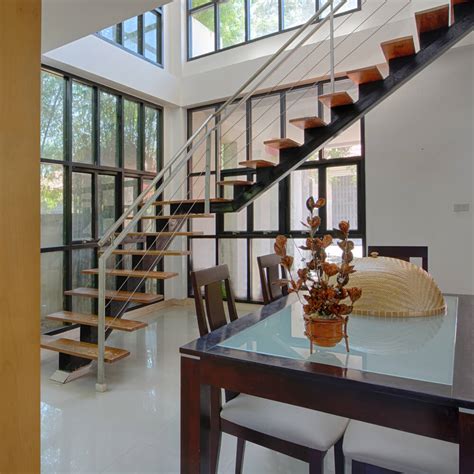 City stairs has an unwavering commitment to creating stunning designs and engineering that help you to express the unique character of your homes. 33 Flamboyant Modern Staircase Designs