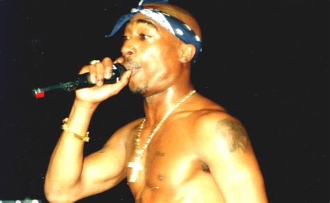 Tupac Shakur Sex Tape Emerges 15 Years After His Death Daily Mail