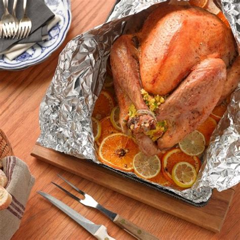 Wrap the roast in a second piece of foil, and then a third, rotating the position of the roast each time. Foil Wrapped Roasted Turkey | Reynolds Kitchens