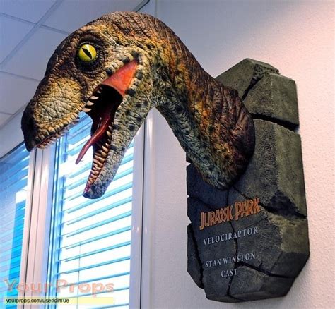 Jurassic Park 2 The Lost World Stan Winston Velociraptor Lifesize Cast Bust Replica Prod Material
