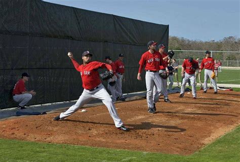 Mlb Players Begin Reporting For Spring Training The Globe And Mail