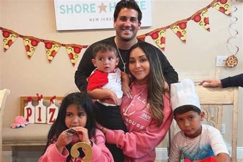 Learn Interesting Facts About Nicole Polizzi Aka Snookis Son Lorenzo Dominic Lavalle