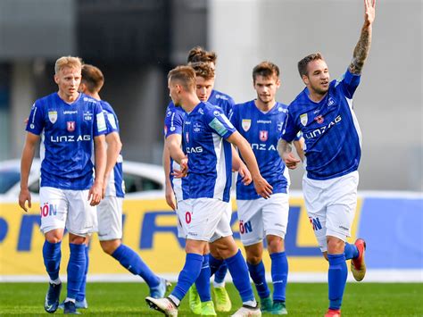 Blau Weiß Linz Feiert 31 Heimsieg Gegen Rapid Ii 2 Liga Ligaportal