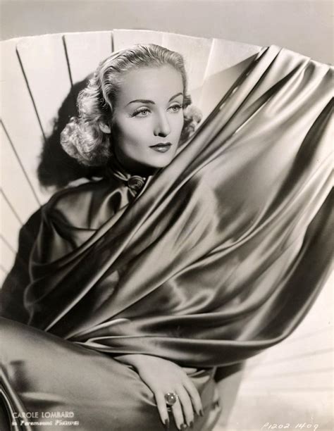 Pin By Laura On Old Hollywood Carole Lombard Glamour Hollywood Glamour