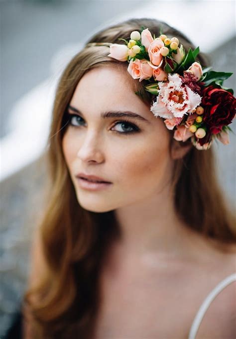 16 Flower Crowns For Your Fall Wedding Flower Crown Hairstyle