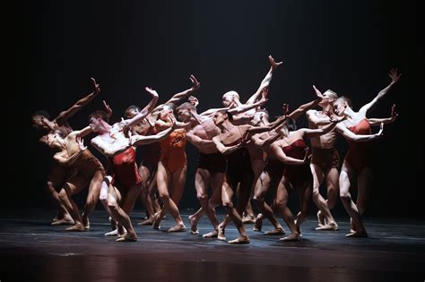 Complexions Contemporary Ballet At The Joyce Theater