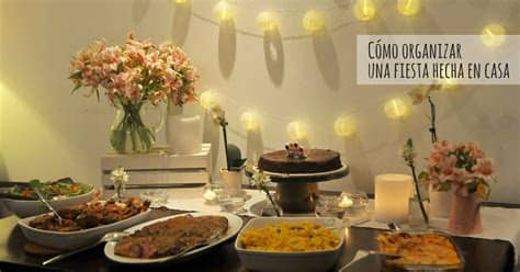 Recopila la música preferida de tu hijo no te esmeres es cocinar todo un banquete, recuerda que no debes olvidar que es una fiesta. Cómo organizar una fiesta en casa