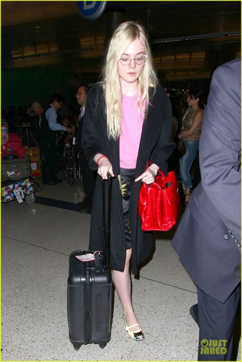 Elle Fanning Blames Busy Schedule For Not Learning How To Drive Photo 3068402 Elle Fanning