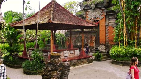 Ubud Bali Puri Saren Agung And Royal Palace Youtube