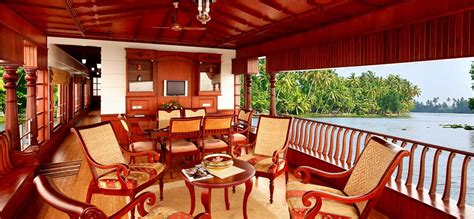 Superior Quality Houseboats Unbeatable Price