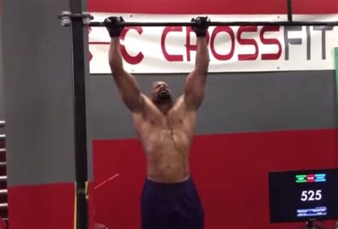 54 Year Old Man Sets Guinness World Record For Most Pull Ups In 24 Hours Bleacher Report