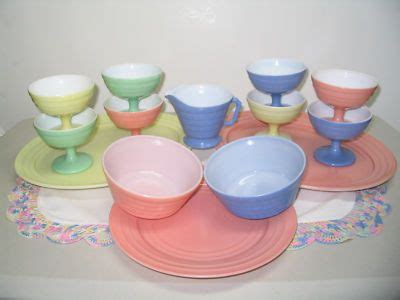 Hazel Atlas Moderntone Dishes S Dinner Plates Tea Cups Saucers