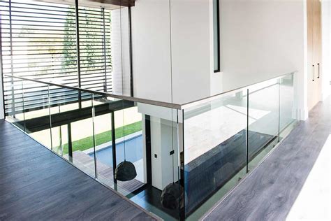 Professional Frameless Glass Balustrades Steel Studio