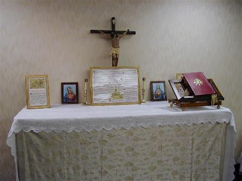 How To Set Up Your Own Home Altar With Images Home