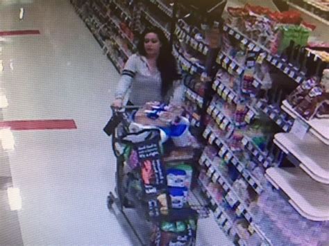 Shoplifter Walks Out Of Store With 4000 In Goods Ctv London News