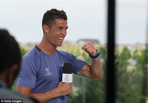 Cristiano Ronaldo Named Worlds Most Famous Athlete Daily Mail Online