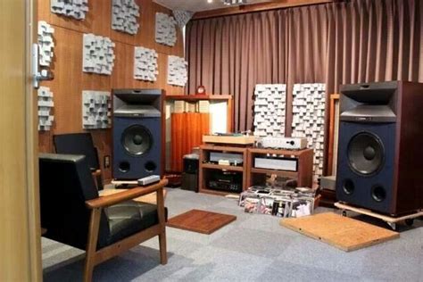Pin By Audiophile Gear And Setups On High End Audio Hifi Room Sound