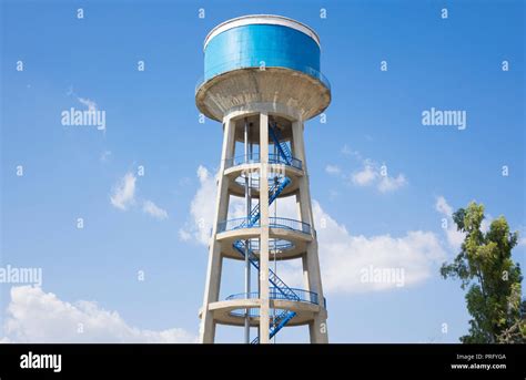 Water Tower Painted Hi Res Stock Photography And Images Alamy