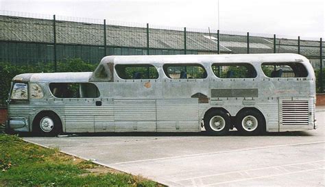Restoring An Old Greyhound Scenicruiser Bus Hire A Fully Restored