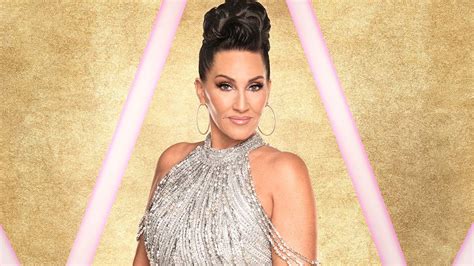Strictly Shock Fears For Michelle Visage As Shes Pictured In Leg