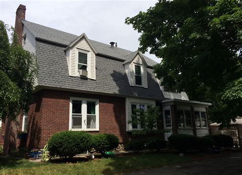 Fully finished basement with 2nd kitchen (including a 2nd oven, fridge, freezer, sink and microwave). LEOMINSTER - 4 bedroom Colonial with double lot and ...