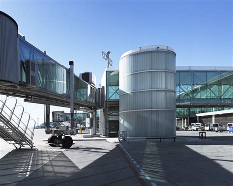 Terminal 1 At The Barcelona Airport Ricardo Bofill Taller De Arquitectura