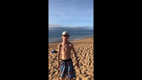 Steele Stebbins Shirtless In Hawaii 25 November 2018 Youtube