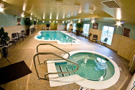 This hotel clarksville offers was built back in the 1940's by tobacco businessman kendrick rudolph. Hilton Garden Inn Clarksville $111 ($̶1̶3̶6̶) - UPDATED ...