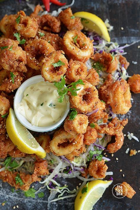 What's the best way to clean a squid? Fried Calamari Recipe