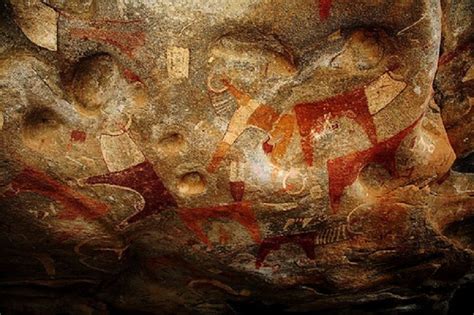 7 Oldest Cave Paintings In The World