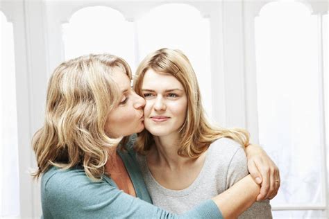 7 Thoughts Mothers Gets When Their Daughter Loses Her Virginity