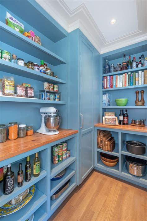Pantries are useful, but can quickly become messy and unorganized. 20 Clever Ways to Maximize Your Pantry Space in 2020 ...