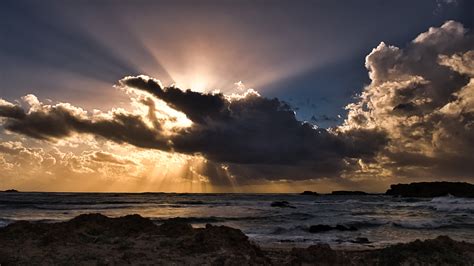 Clouds Sun Rays Passing Ocean 5k Wallpaperhd Nature Wallpapers4k