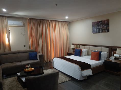 Immerse yourself in pure... - NAF Conference centre & suites