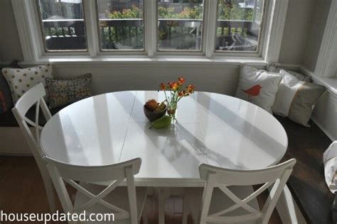 Corner banquette with oval table!!!!! | Ikea dining room, Oval kitchen