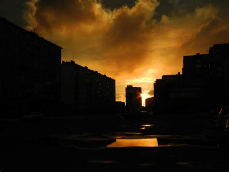 Norilsk Residents Share Photos Of Spectacular Sunsets On Social Networks